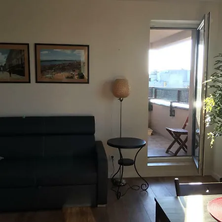 Apartament Widokowy Lotnicza Apartament *