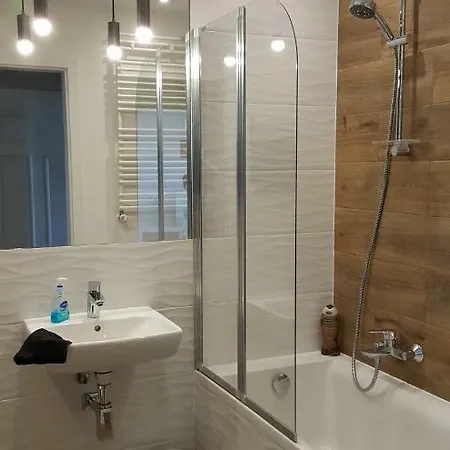 Apartament Widokowy Lotnicza Apartament Wrocław