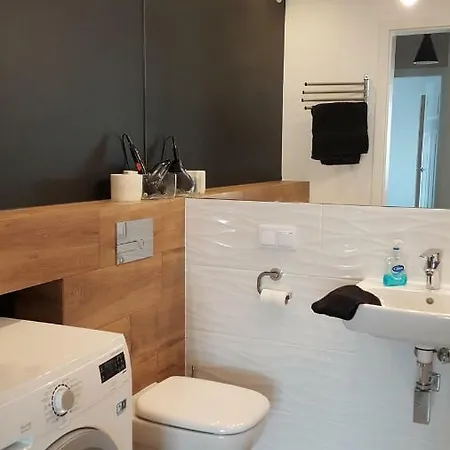 Apartament Widokowy Lotnicza Apartament *